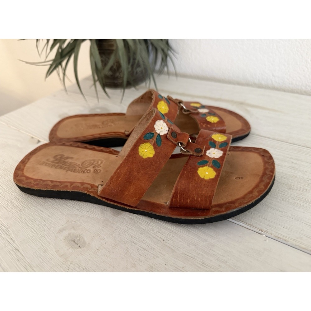 Anay Pe Mexican‎ Leather Sandals Sz 9 Hand Tooled Painted Flowers Huaraches Boho